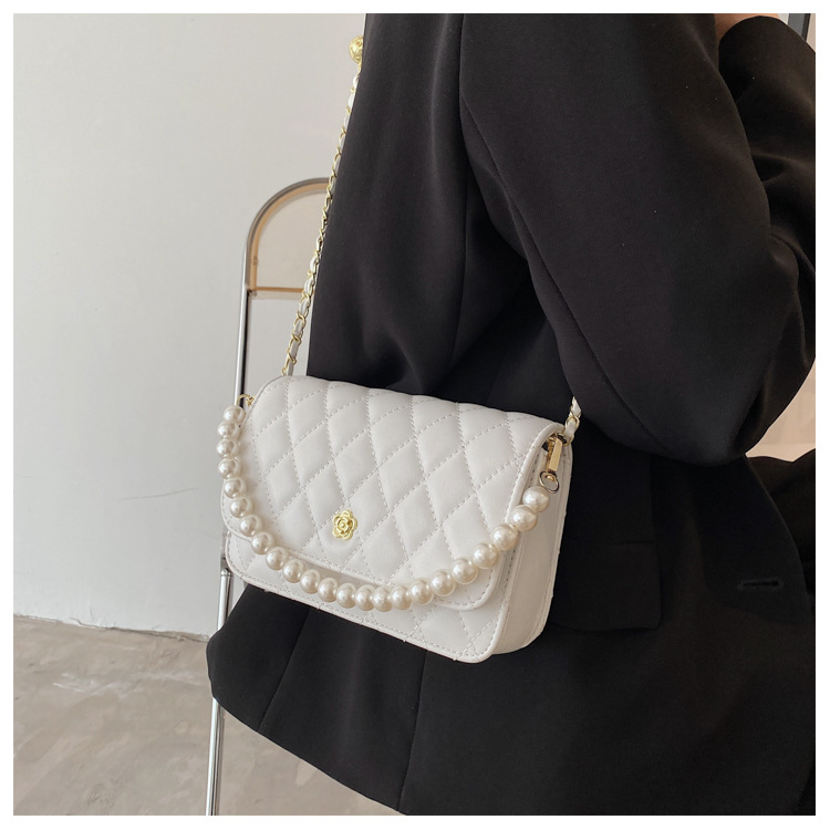 Fashion Pearl Chain Rhombus Embroidery Thread Messenger Small Square Bag Wholesale display picture 66