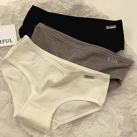 工厂直销纯棉内裤女士纯棉纯色少女中腰透气学生成人三角底裤A001