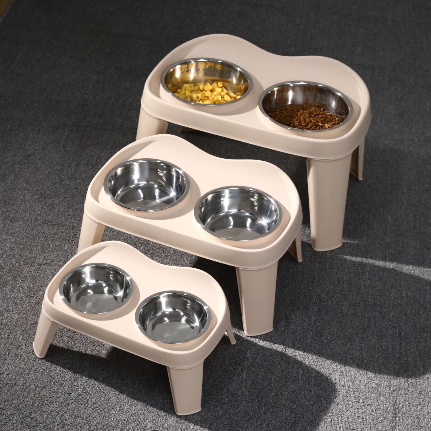 Tazón plegable de acero inoxidable elevado doble tazón de gran capacidad de borde de lana dorado de pastoreo para perros grandes platos de arroz para perros