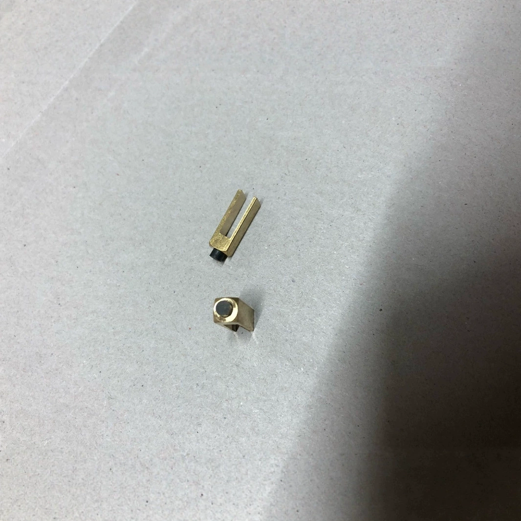 Плазменный сварочный аппарат с дуговым стартером и разрядником