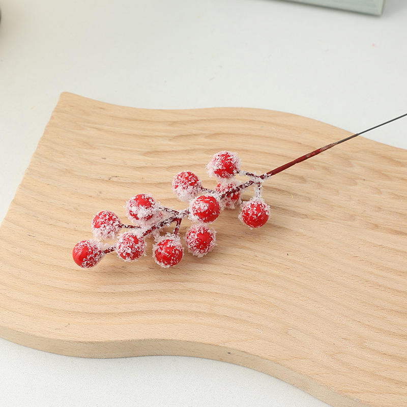 서리가 내린 열두 과일