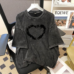 水洗いして古い純綿半袖tシャツを作ります。