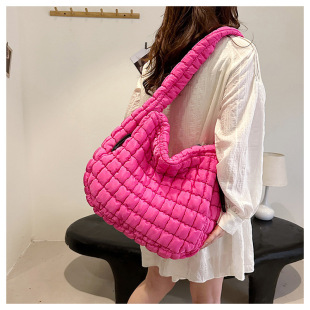 �ް�녶�� 2026L�a�����������޷������eб��μ���R����ɫϵ