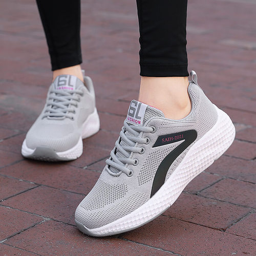 Miracle new cross-border women's sports shoes, comfortable running shoes, large size fly weaving, versatile lace-up casual shoes for women