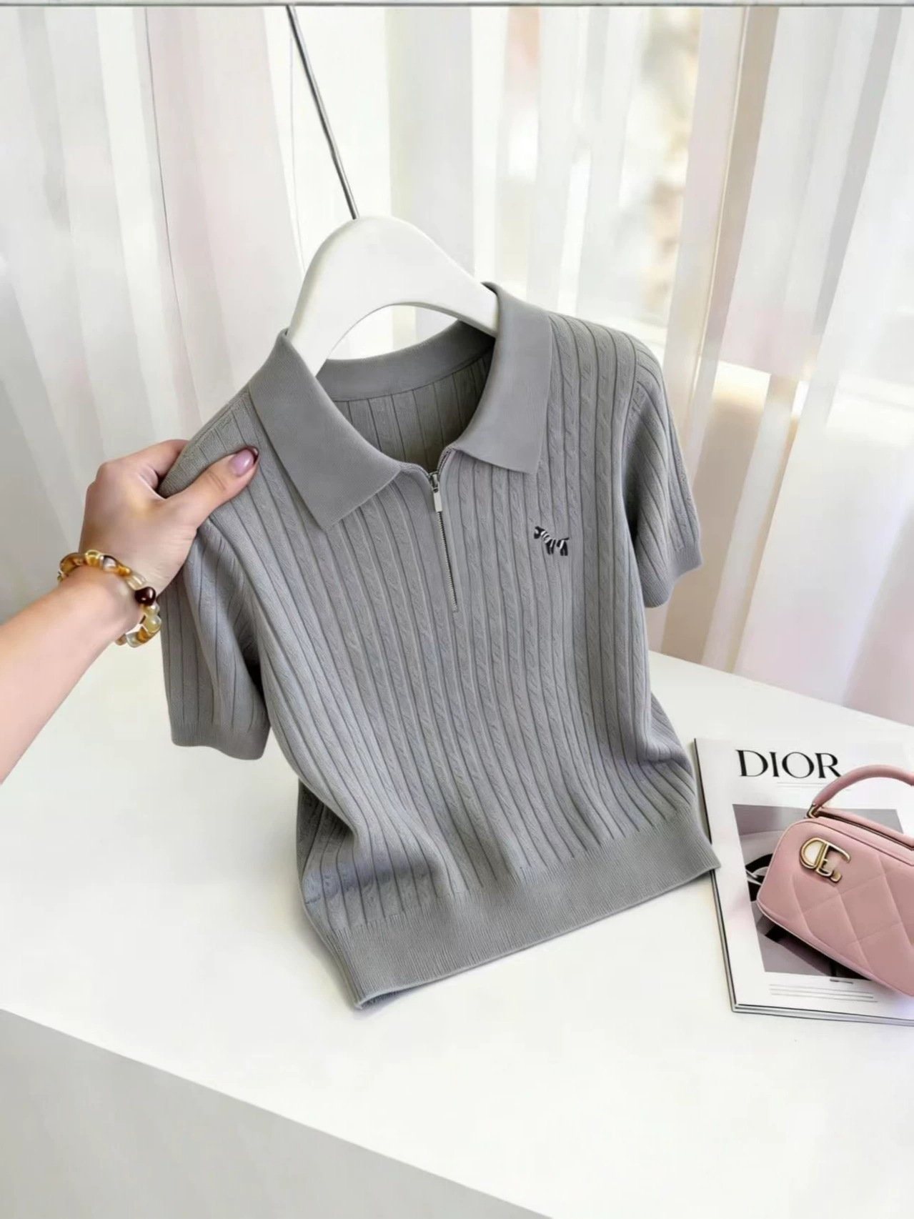 Áo thun nữ cổ Polo phối khóa kéo tay ngắn kiểu mới — trắng