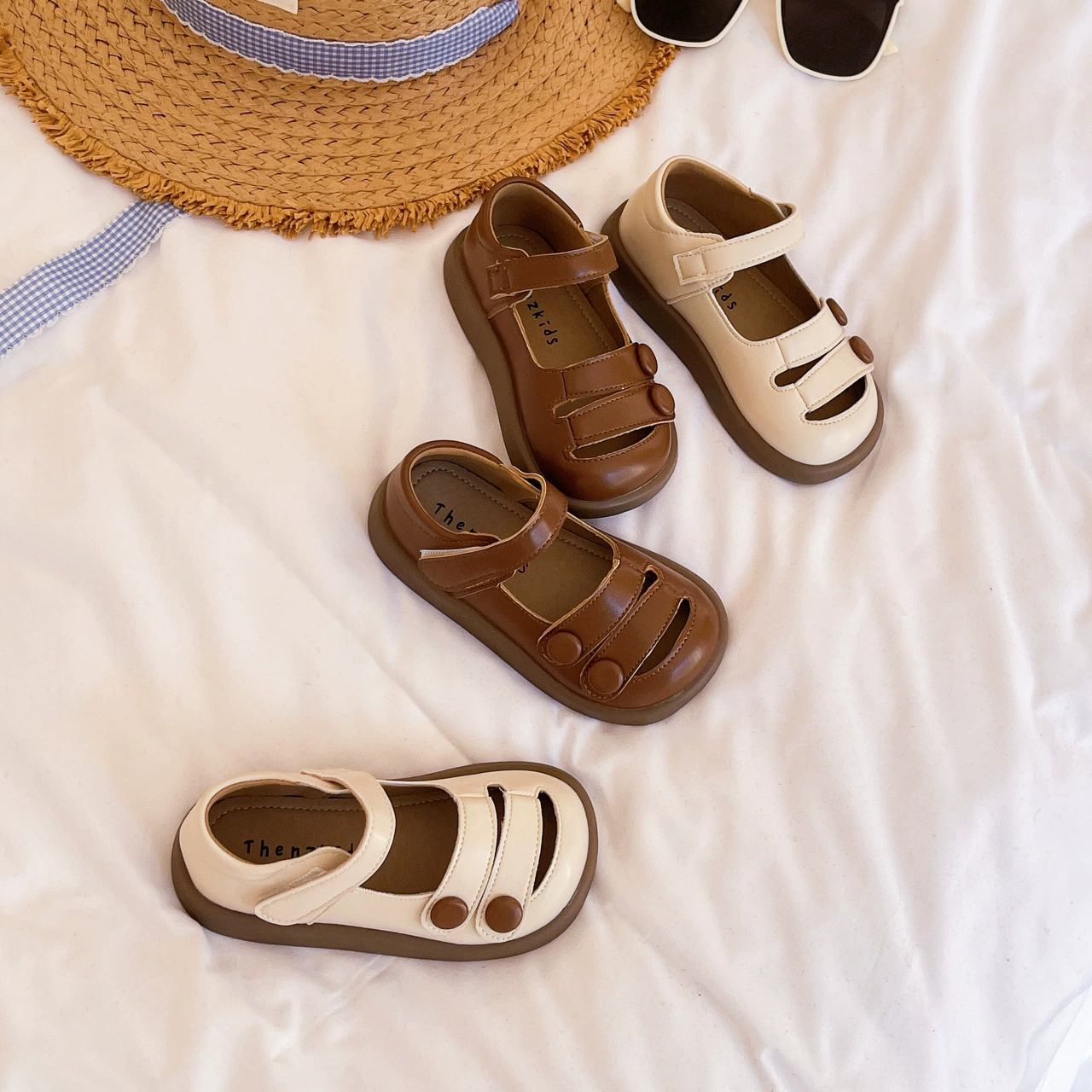 Маленькие кожаные туфли для девочек, дикие женские туфли в британском стиле