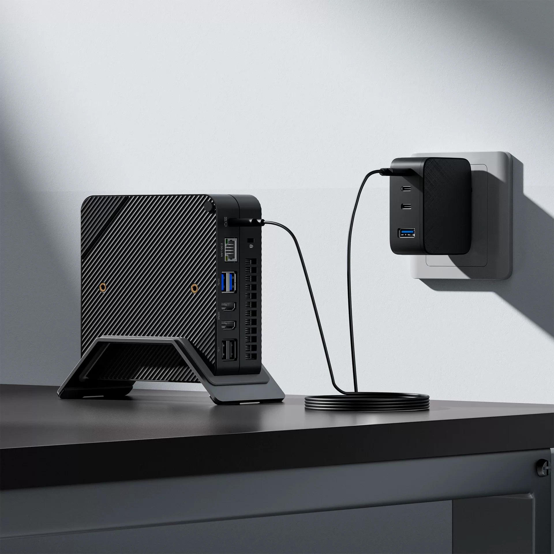 Мини-ПК MinisForumu Mingfan UM580 Ryzen с интерфейсом PD, доступно несколько конфигураций