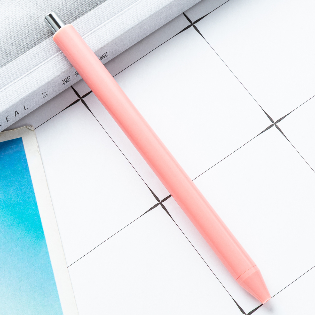 Bolígrafo de plástico imprimible logotipo promocional publicidad publicitaria bolígrafo de regalo simple macarón pequeño bolígrafo fresco