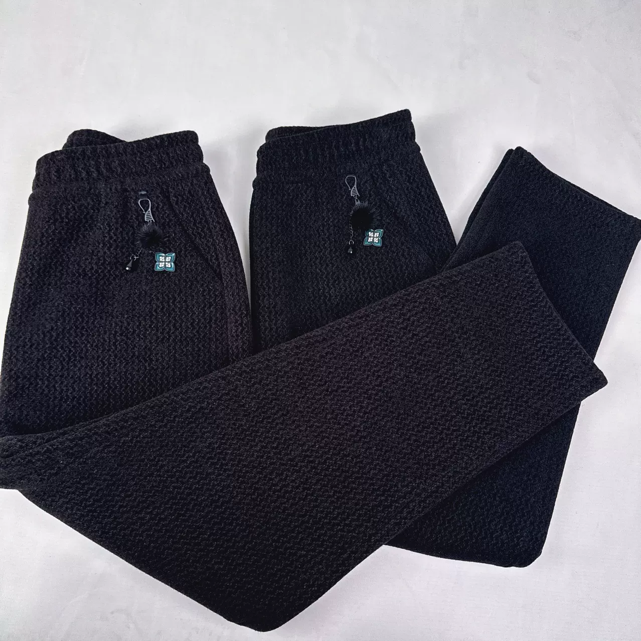 加绒加厚冬季雪貂绒中老年女裤大码宽松高腰显瘦哈伦裤百搭休闲裤