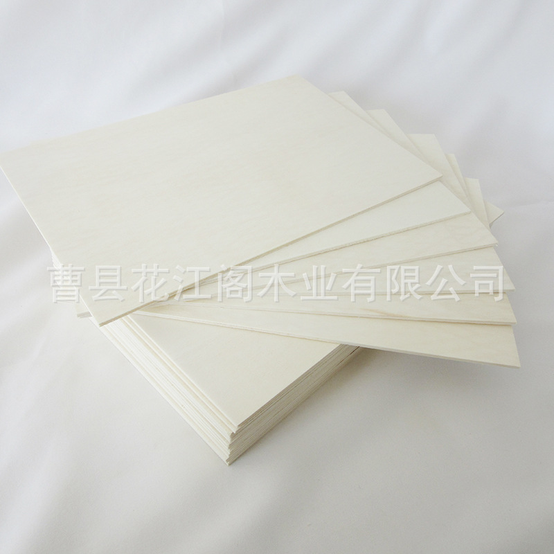 现货供应杨木层板杨木板胶合板多层板木板夹板层板多层板批发木材