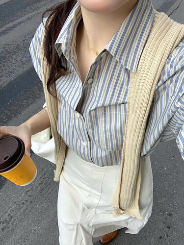 Korean retro blue striped shirt, female niche design casual shirt, summer new shirt and coat