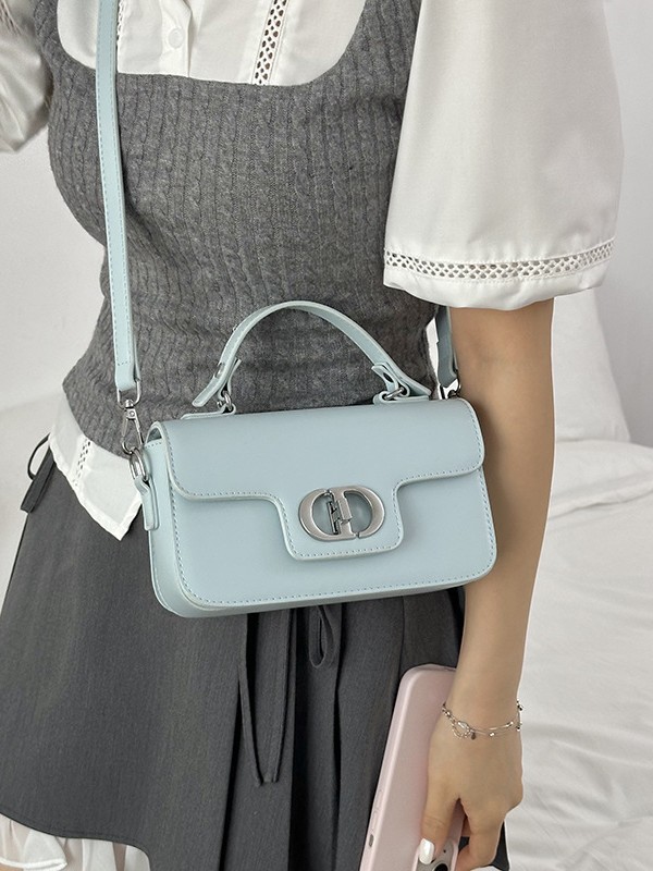 Bolso de mano de alta sensación para mujeres 2026 nuevo temperamento retro mochila de hombro pequeño bolso de lujo ligero