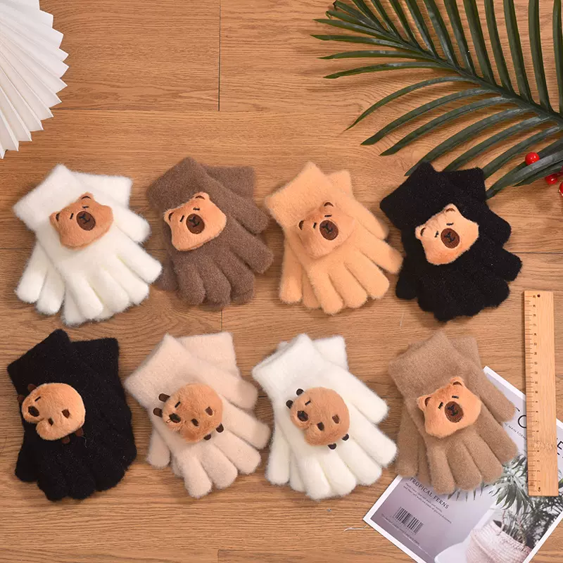 儿童卡皮巴拉手套五指保暖卡通冬季防寒加厚中小童学生骑车写字