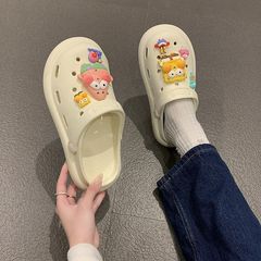 可愛卡通拖鞋夏季外穿防滑厚底洞洞鞋女款踩屎感包頭家用室內涼拖