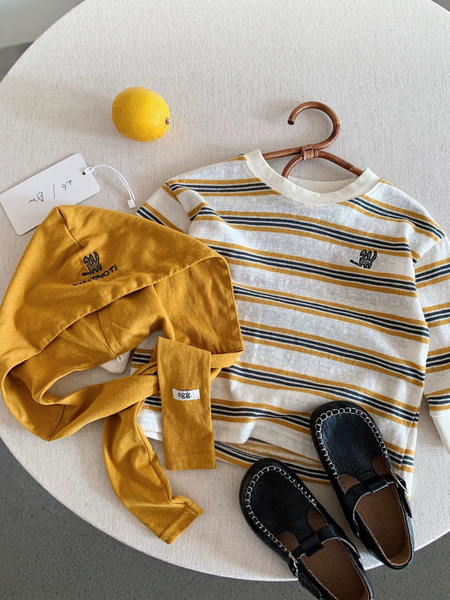 Children's autumn T-shirt