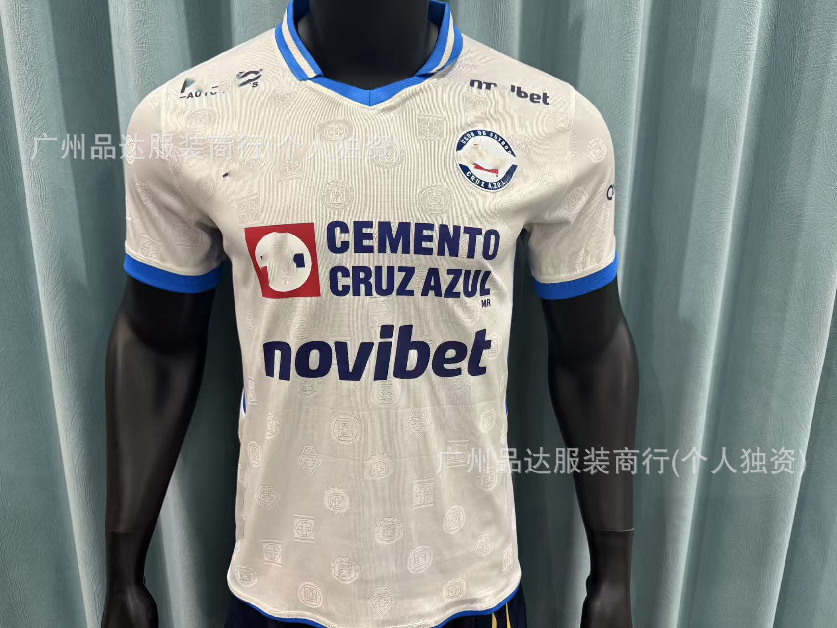 Camiseta de fútbol del Real Madrid, temporada 2526, versión jugador, edición especial de la selección nacional, La Liga, manga corta