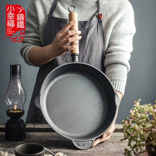 Новая продукция деревянная ручка чугунная плоская кастрюля без покрытия, антипригарная сырая железная сковорода для стейка блина