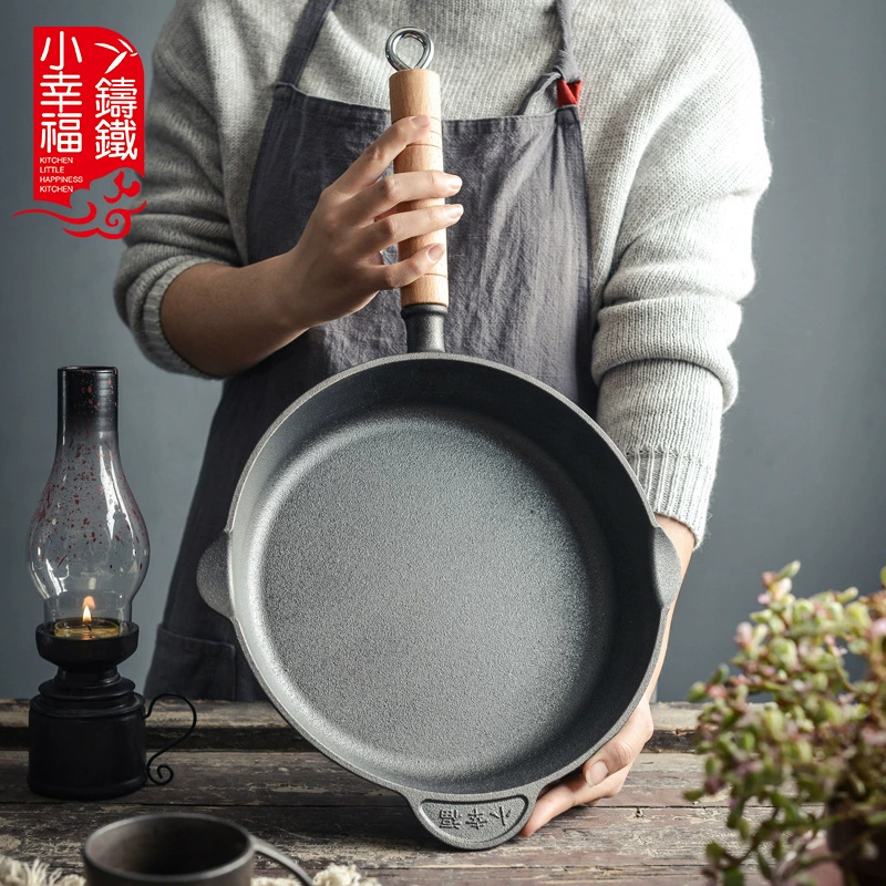 Новая продукция деревянная ручка чугунная плоская кастрюля без покрытия, антипригарная сырая железная сковорода для стейка блина