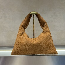 明星同款编织牛角女包时尚饺子手提包高级感大容量百搭通勤包跨境