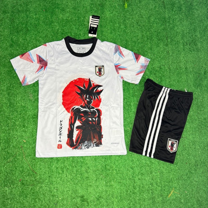 サッカーユニフォーム日本アニメワンピースドラゴンボールナルト超サイヤ人クレヨンしんちゃんシリーズ子供服|undefined