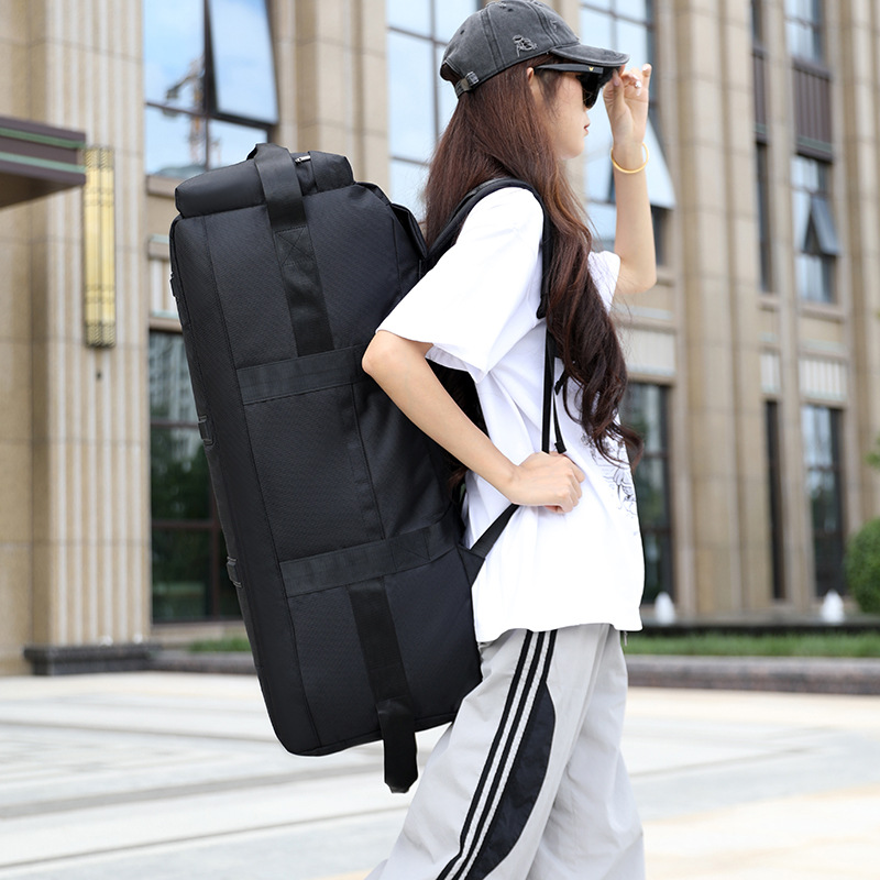 Universal handheld water repellent travel bag