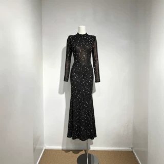 欧美 2026 秋季黑色网纱烫钻礼服裙女修身长袖高领长款连衣裙