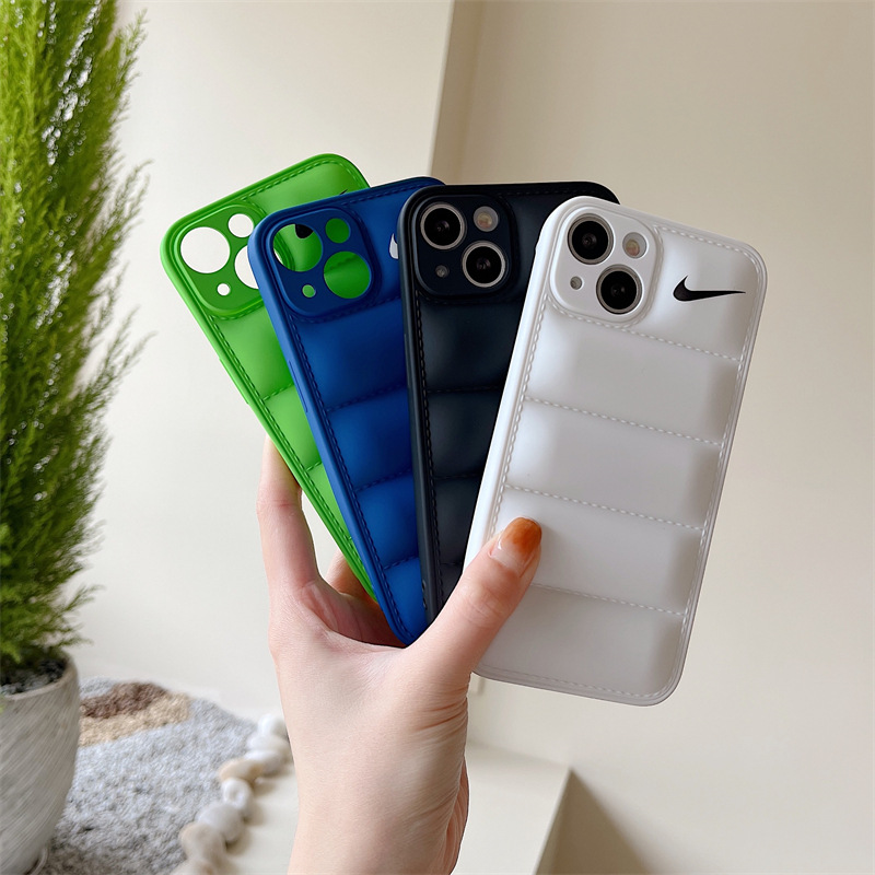 Chaqueta de plumón de gancho de la marca de moda para Apple 16Promax funda para teléfono móvil iPhone15 líquido 13/12/11 anti-caída