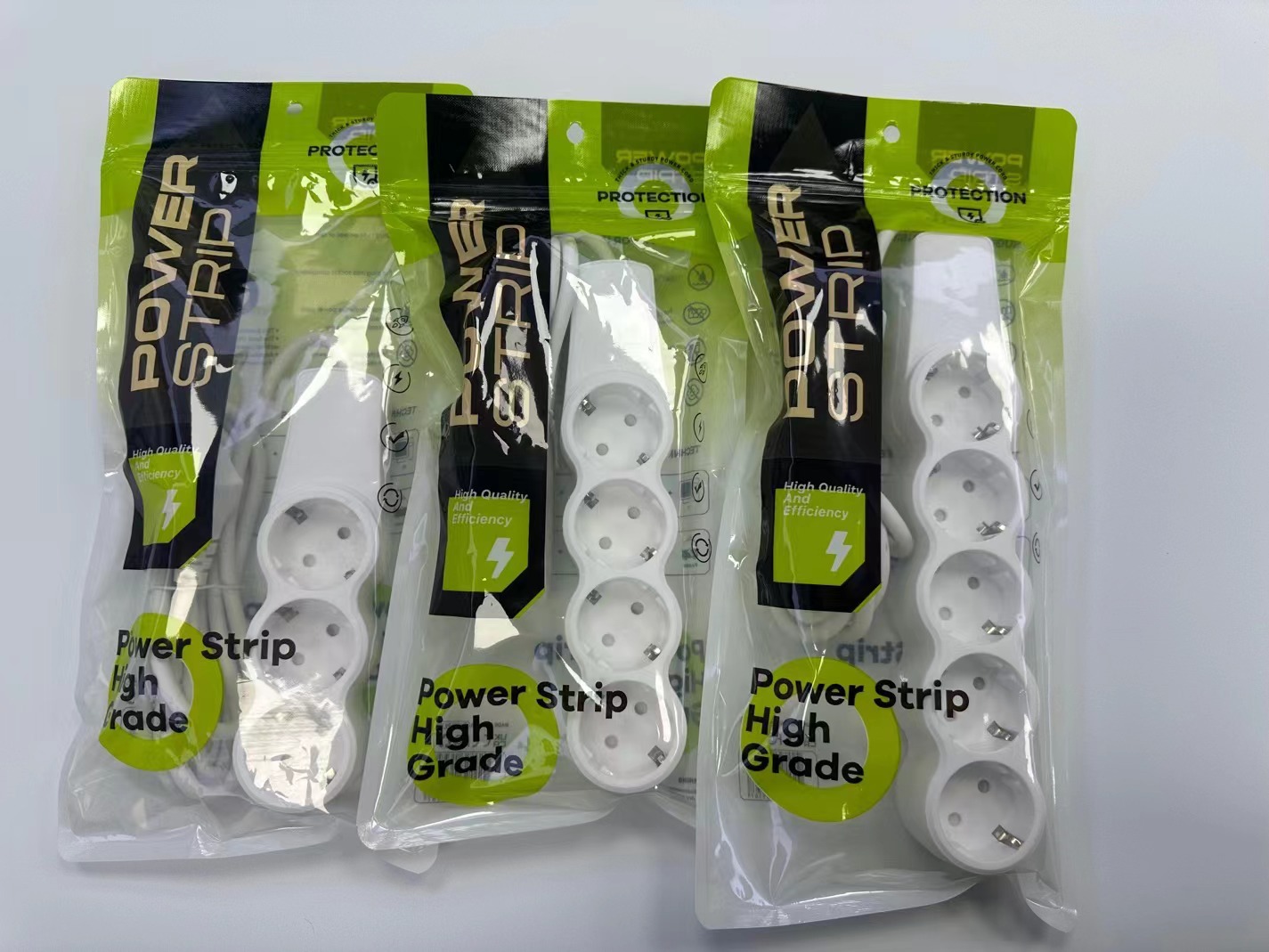 Enchufe europeo poroso francés dos redondos enchufe de línea europea transfronterizo de fabricación de cable de extensión de alimentación placa de conexión doméstica alemana