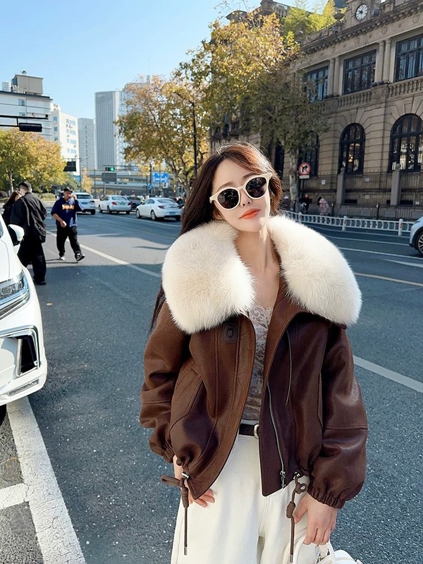 【伯德往事】大毛领狐狸毛皮草外套女鹅绒内胆年冬季机车服年轻款|undefined