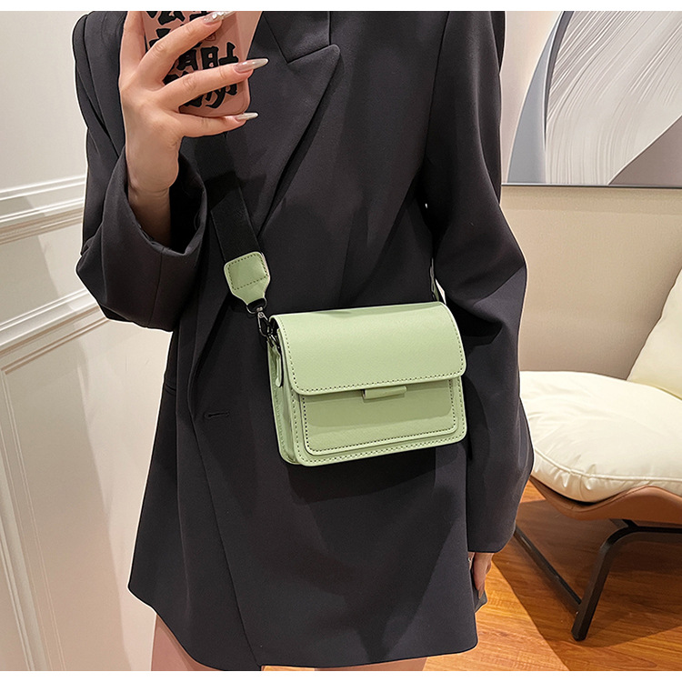 198g Weight Synthetic Leather Lining Material Sewing Thread Fashion Element Flip Cover Closure Type Single Shoulder Strap Strap Type Square Bag Bags Type Casual Occasion Pu Leather Material Solid Color Pattern All Seasons Season Women's Gender Classic Style Style Square Shape Women's Pu Leather Solid Color Classic Style Sewing Thread Square Flip Cover Square Bag 11