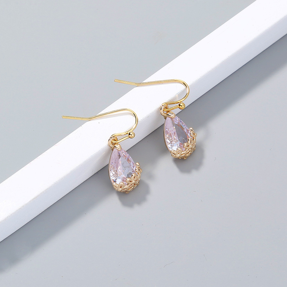 Fashion Crystal Zircon Plum Blossom Drop Short Earrings display picture 4