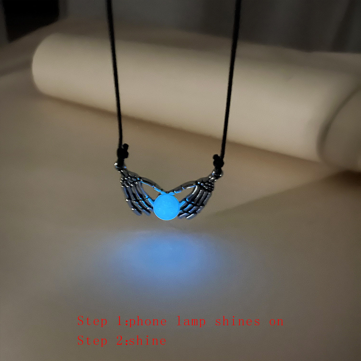 HJJ Halloween-Accessoires-Serie Herz-Punk-Totenkopf-Hand-Perlenkette im Dunkeln leuchtend_voghion.com