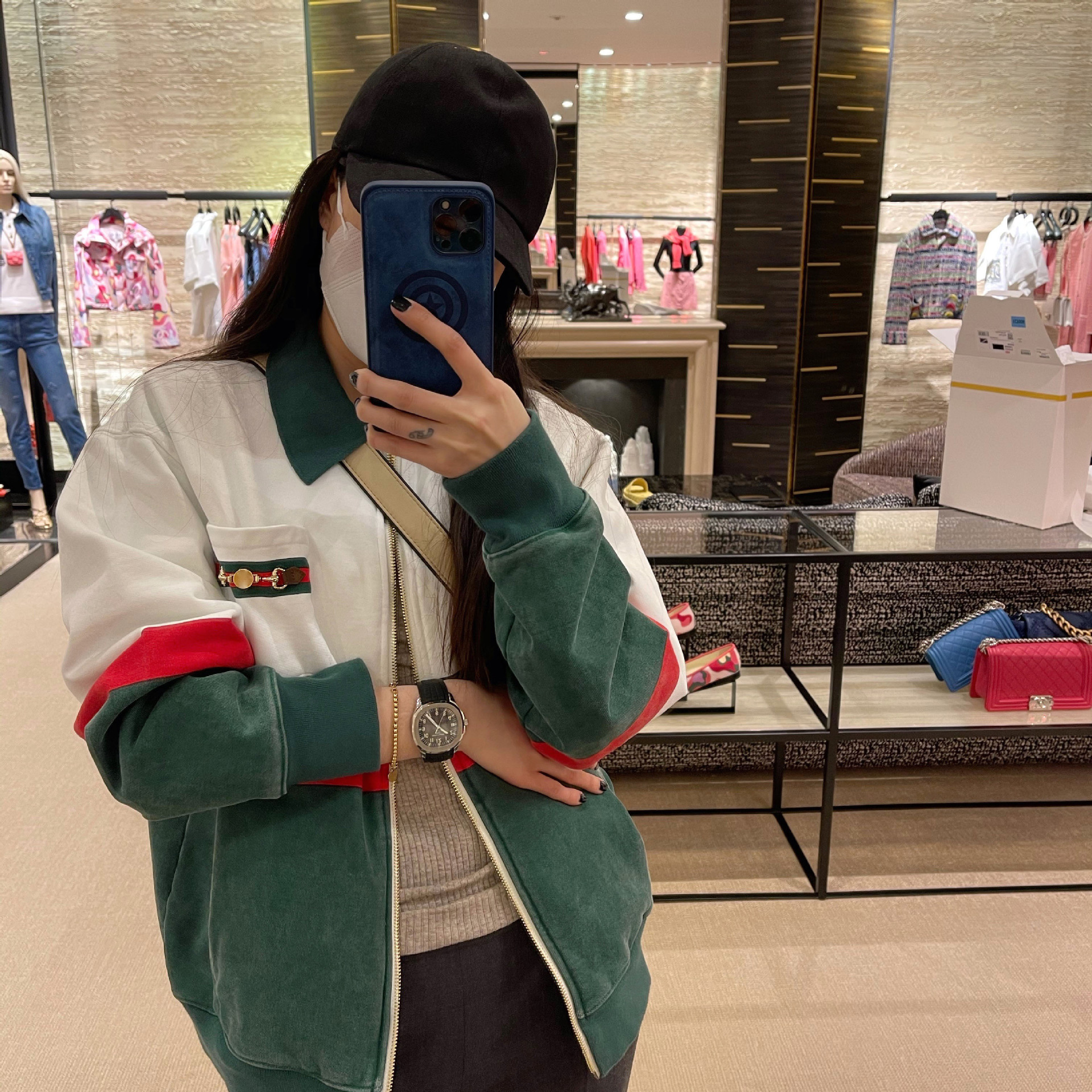 2021春季新款女装针织棉外套白绿红做旧马衔扣拉链运动夹克女