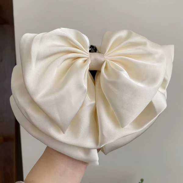 Champagne color