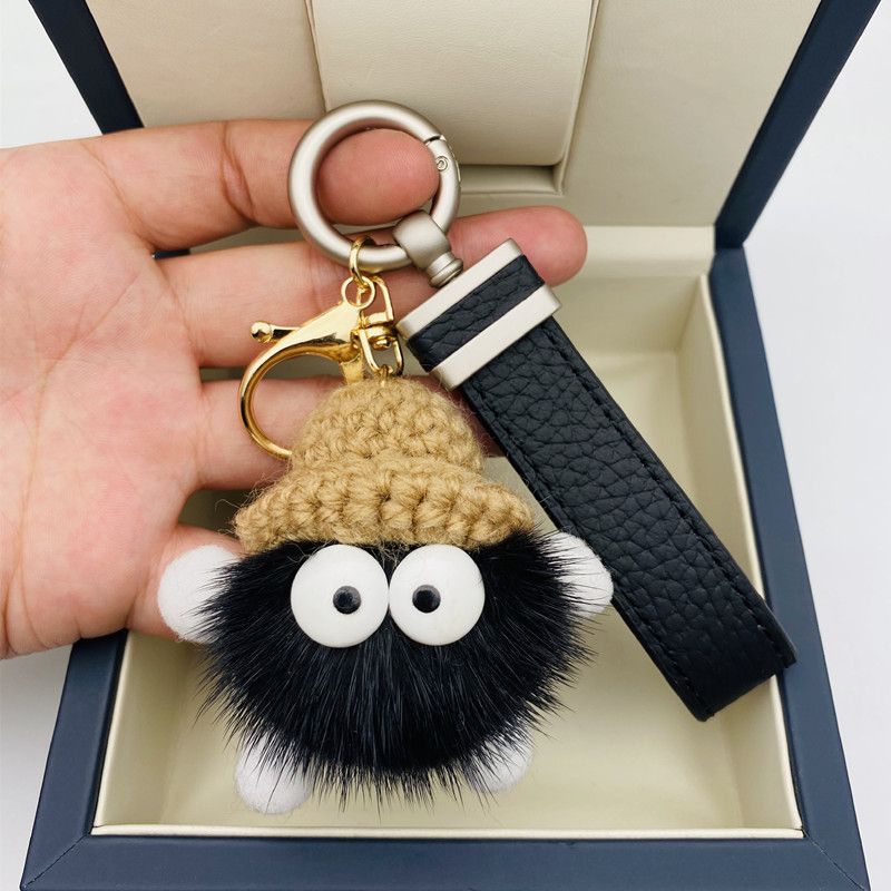 Alta calidad mince pelo bola de carbón coche llavero colgante mujer exquisita sensación alta bolso mochila colgante llavero