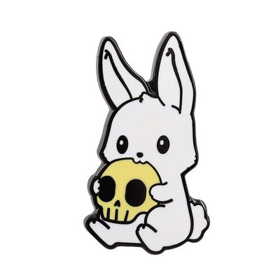 Cartoon Cute Rabbit Holding a Skull Brooch, Dark Gothic Style Metal Badge, European and American Quirky Fun Pin (Yaxa sancaqları) - c08-02-a04e-30-1-1