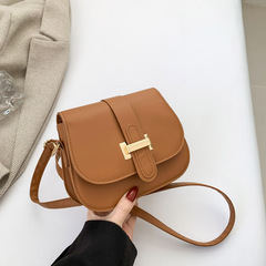 2024 trendy personalized daily commuting bag simple women's bag shoulder bag crossbody bag metal buckle chain women's bag