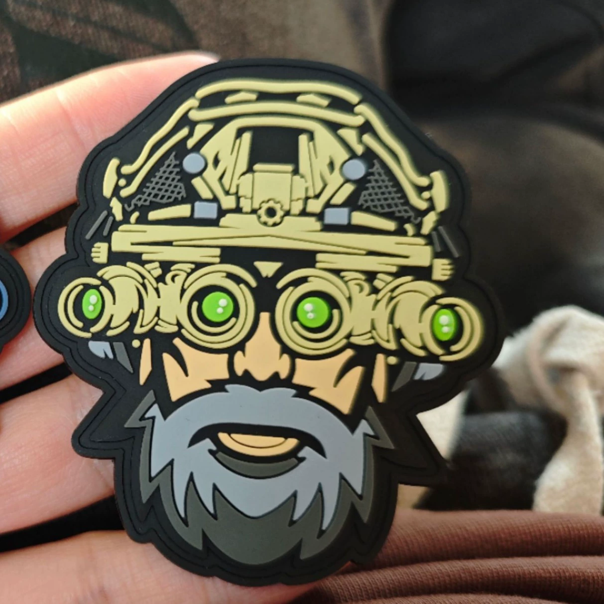 Производитель мелкого количества липучки ПВХ капельного пласта мораль эполеты тактические PVC мягкая резиновая повязка нейлоновая резина