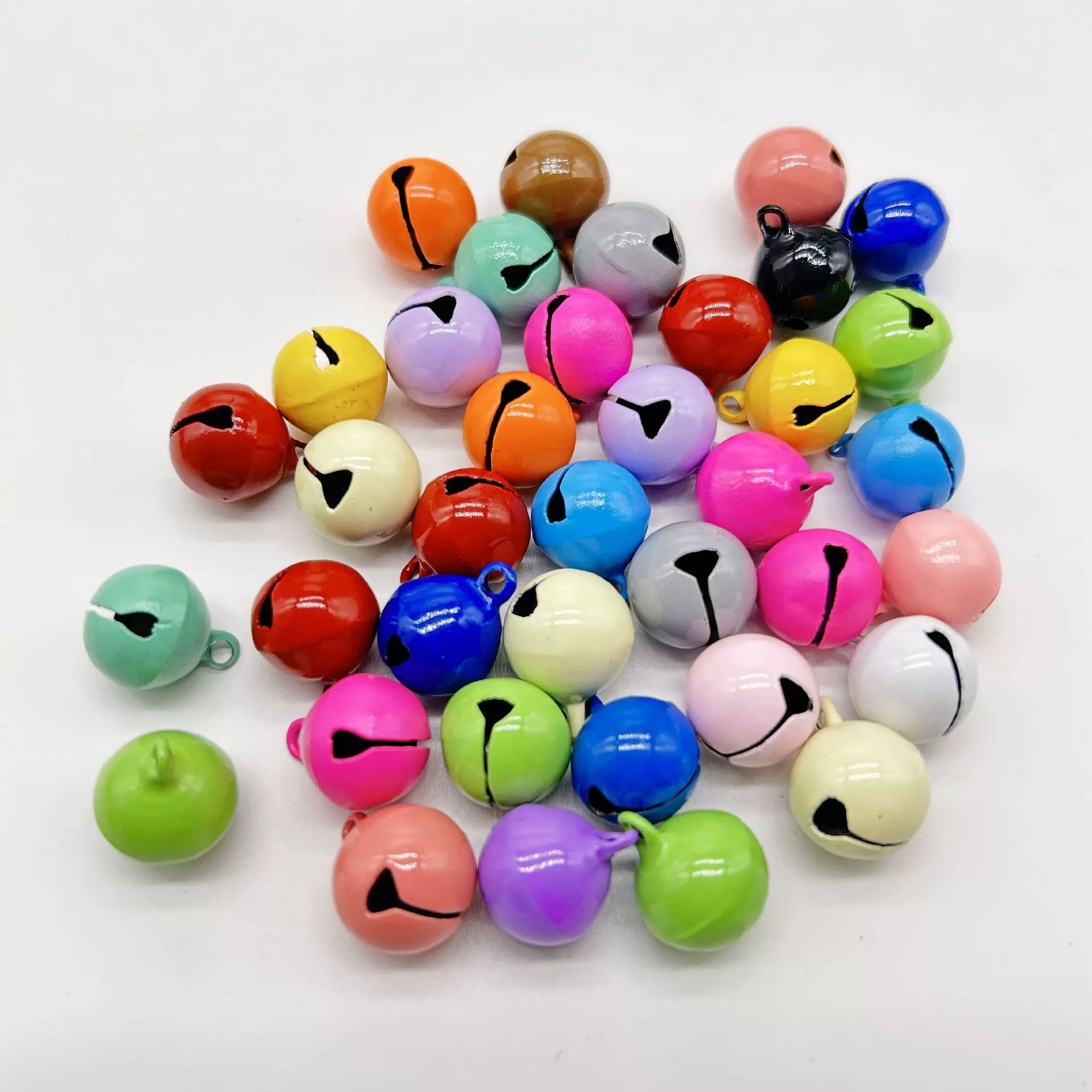 彩色烤漆铃铛diy配件一字圆铃铛 糖果色圣诞装饰挂件宠物铃铛厂家