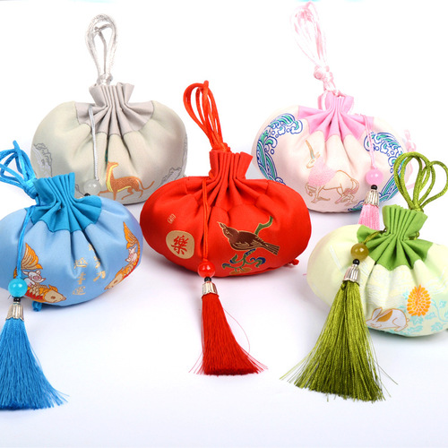 Custom wholesale empty sachet for Hanfu ancient style accessory storage, mugwort palace lotus flower sachet, ancient style custom fragrance bag