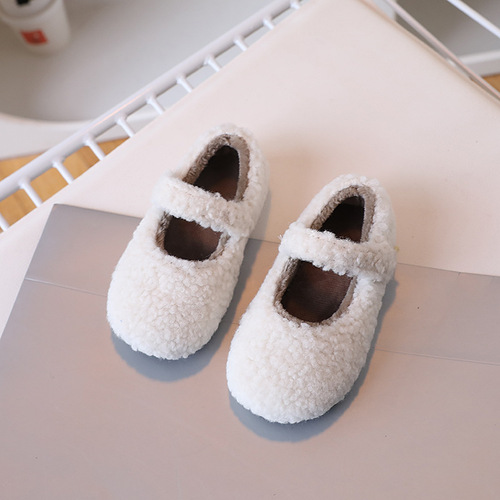 Girls furry shoes little girl plus velvet warm bean shoes  winter new Korean version retro princess shoes cross-border