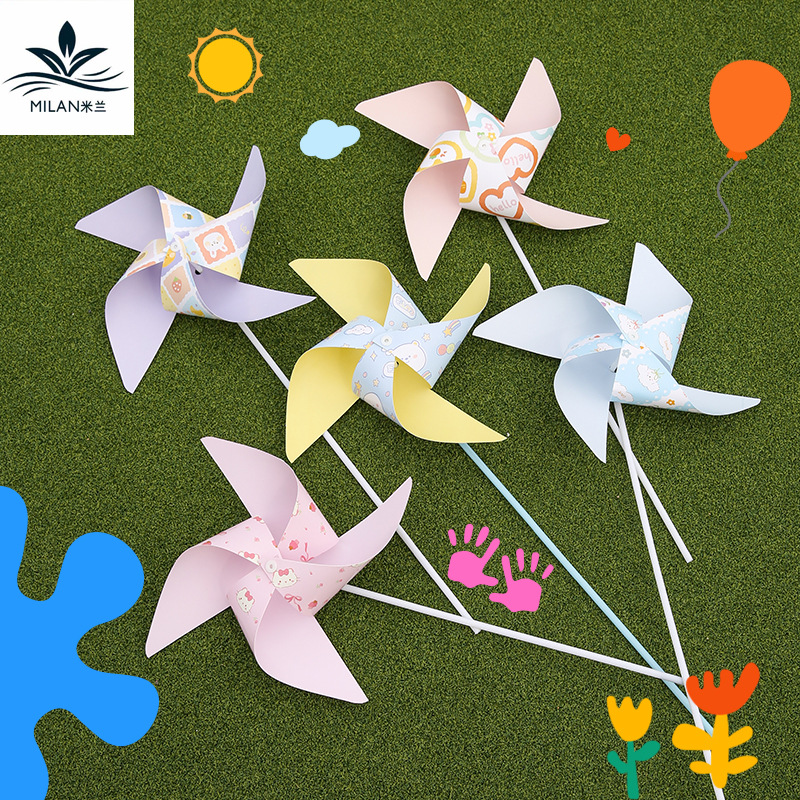 Día del Niño Molino de viento de color giratorio Caja de regalo Accesorios decorativos Paquete de material hecho a mano de bricolaje Decoración de ramo