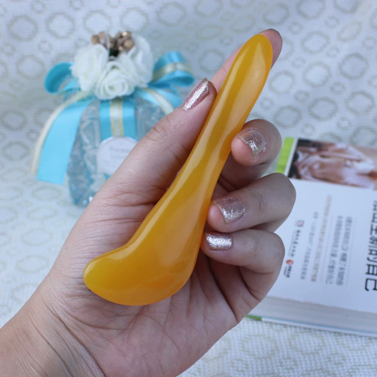 Прямые поставки с фабрики № 6 нож пчелиный воск Янтарный (пластик) глаз соскабливание палку набор мышцы бар красоты массаж палку