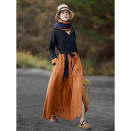 民族风棉麻连衣裙2024秋新款文艺复古拼接V领显瘦气质长裙