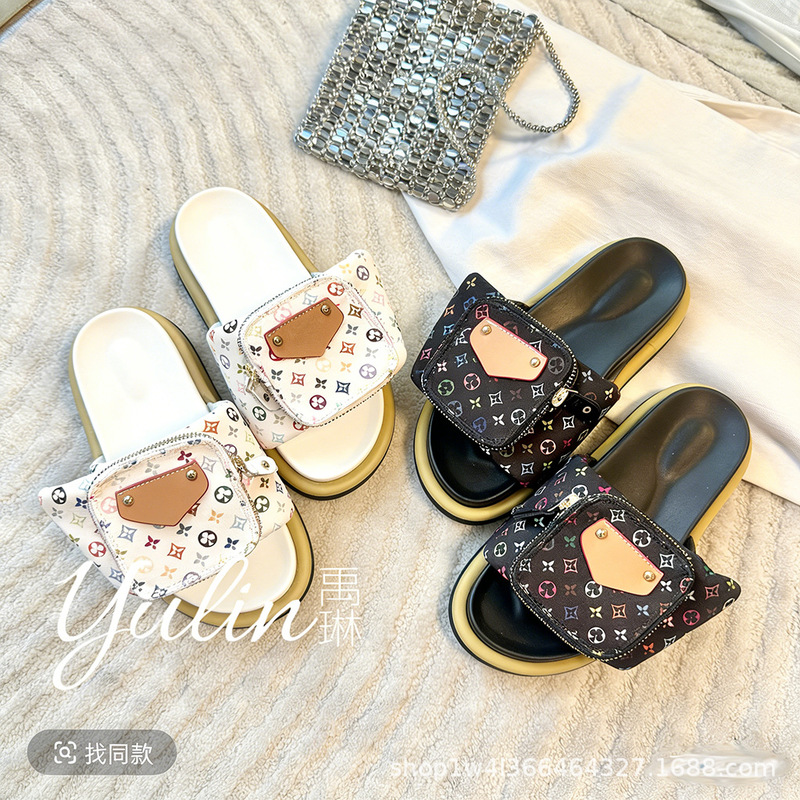 Letter Print Soft-Soled Mule Slippers 2026 Summer Classic Monogram Zipper Backpack Outdoor Casual Loafers Letter Print Soft-Soled Mule Slippers 2026 Summer Classic Monogram Zipper Backpack Outdoor Casual Loafers