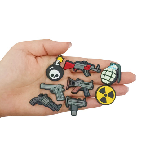 Cross-border new cartoon-style gun-shaped bomb hole hole shoes accessories DIY shoe decorations for men, shoe buckles shoe flowers and clips