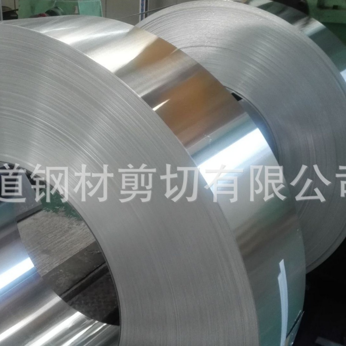 镜面冷轧磨砂0.03mm-2.3MM薄钢带光亮铁料电镀表面镜面钢材