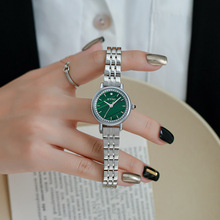 Eyki/艾奇新款小绿表 手表女轻奢女表复古优雅绿色钢带女士手表