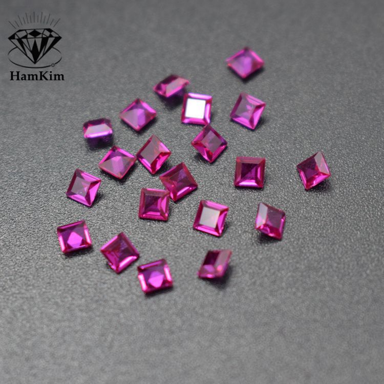 正方 红刚玉车平