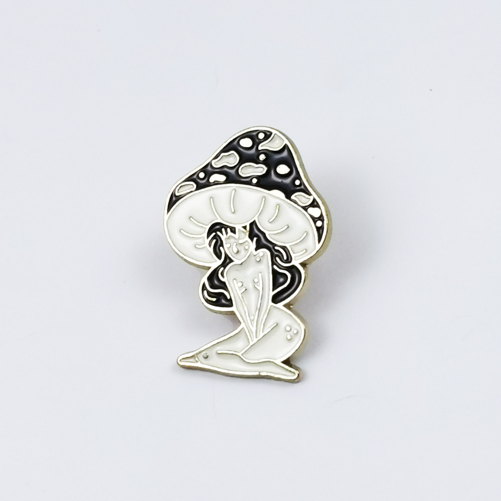 Bonito bolso de broche de aleación de tomate y huevo pequeño colgante joyería medalla ropa creativa accesorios broche broche